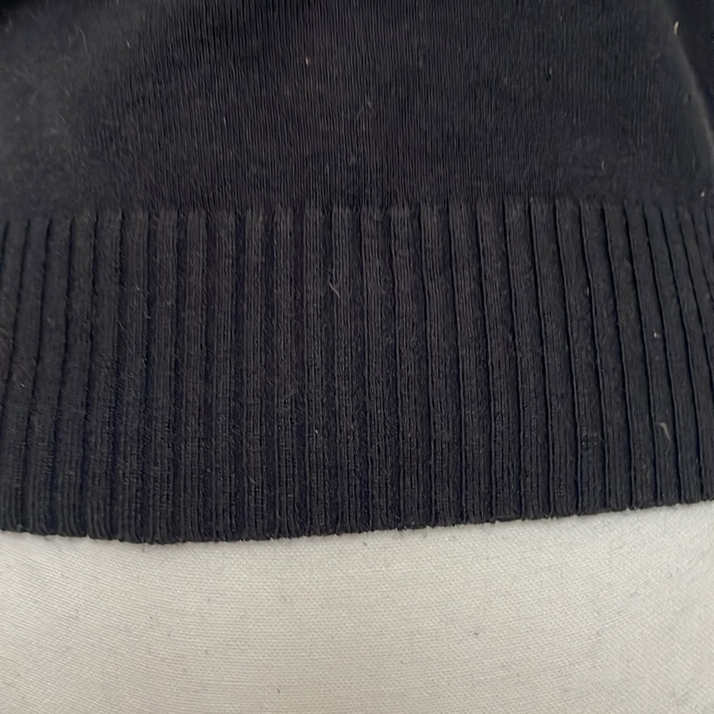 New York & Co. Black Hardware Detail Sweater Halter. Small - Picture 2 of 7